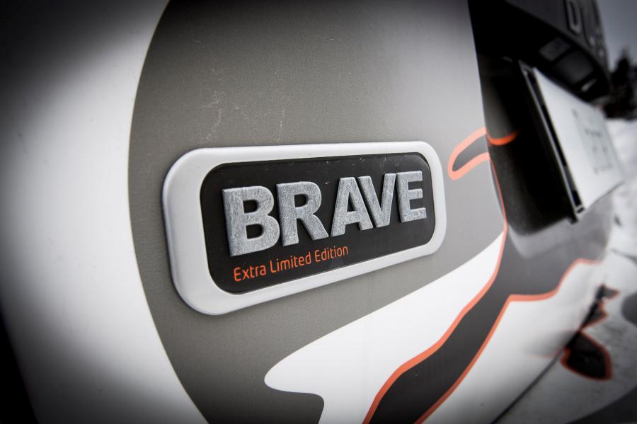 Логотип Dacia Duster Brave 2014 года  (IT) (фото 20 из 42)